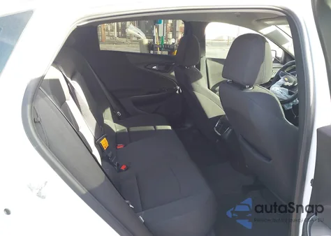 2018 Chevrolet Malibu Lt z USA, uszkodzony, nr VIN 1G1ZD5ST5JF265441